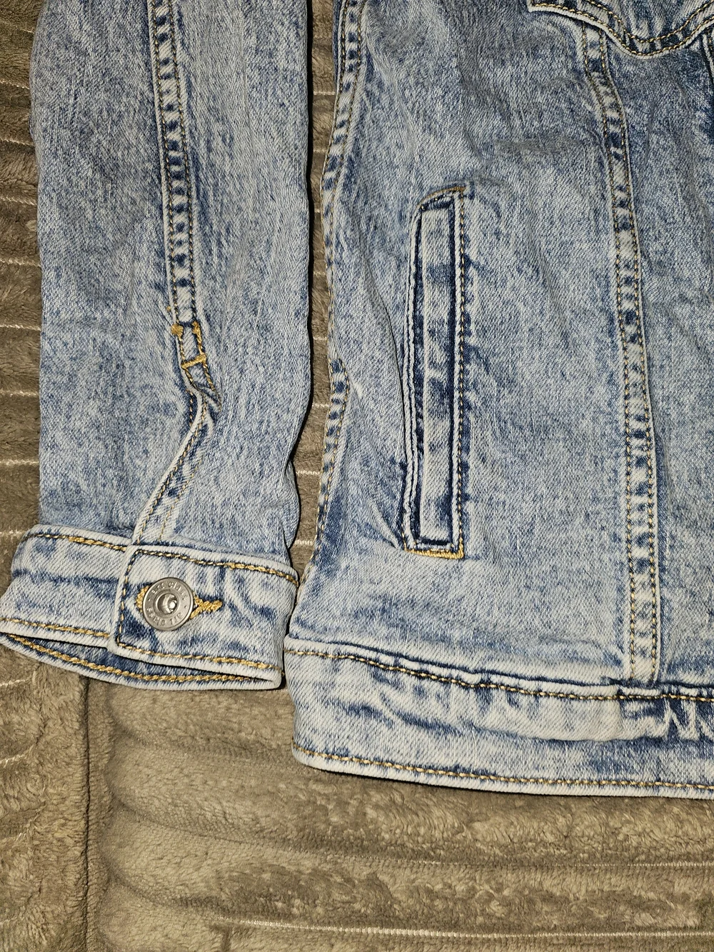 Art Class Kids Light Wash Denim Jacket - Classic Button Front - KD20